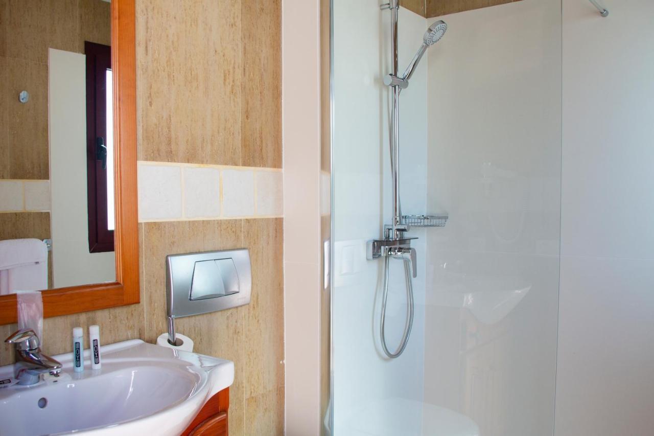 Apartament z widokiem na morze (2 osoby dorosłe + 1 dziecko)