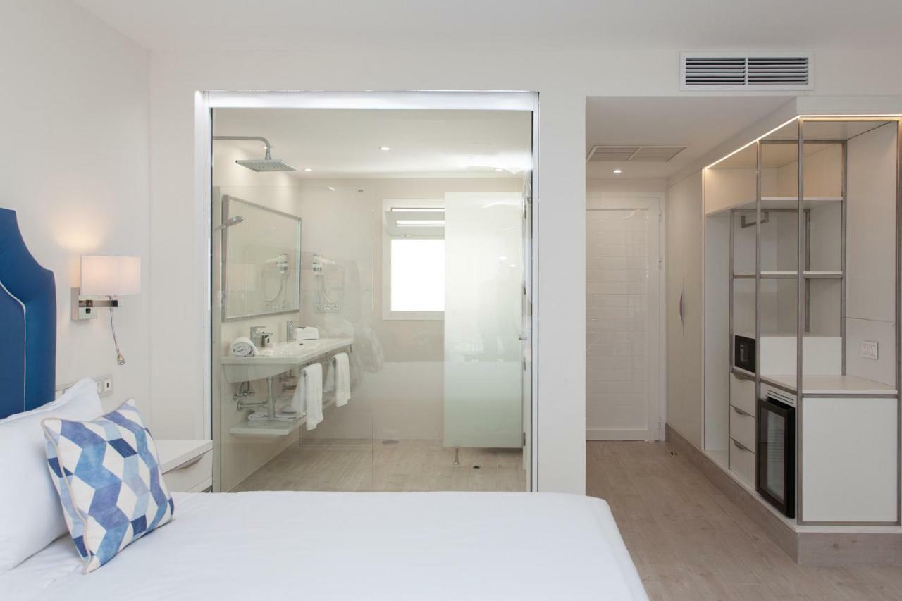 Triple Room Sea View